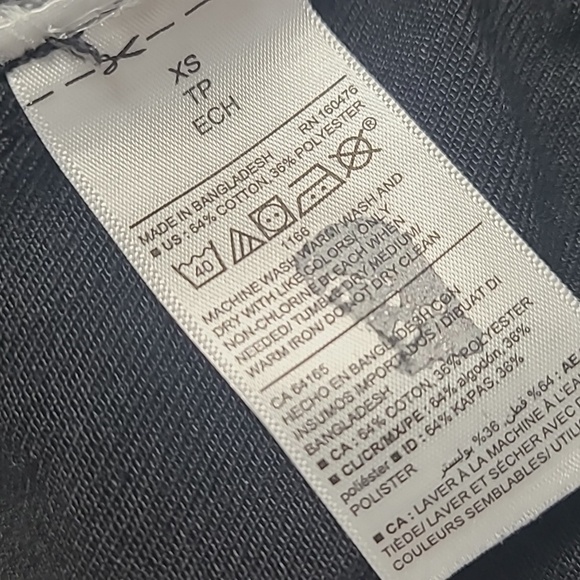 Old Navy Black Jean Jacket Cropped Button-Front - Picture 4 of 7